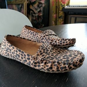 Old Navy leopard print loafers (sz 7 US)